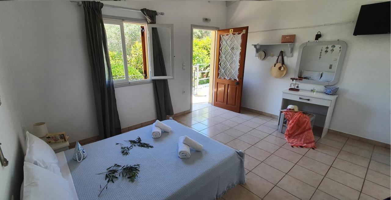 Lákka Aphrodite Studios & Apt With Pool מראה חיצוני תמונה