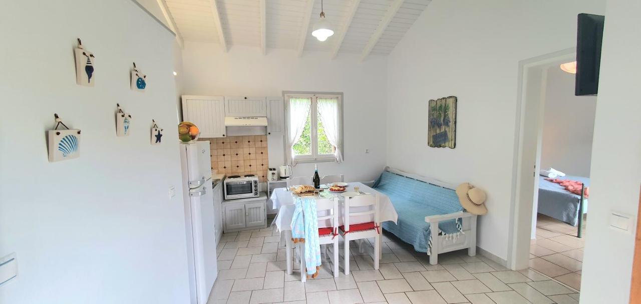 Lákka Aphrodite Studios & Apt With Pool מראה חיצוני תמונה