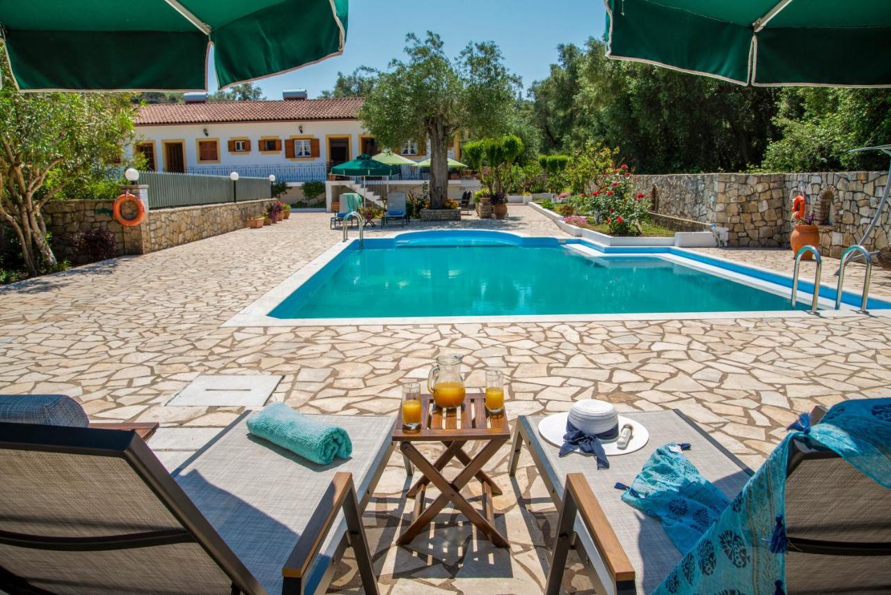 Lákka Aphrodite Studios & Apt With Pool מראה חיצוני תמונה
